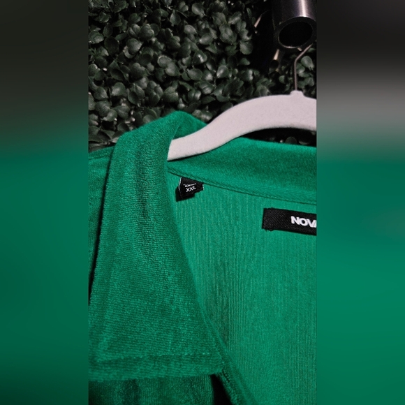 Men's Green Short Sleeve Shirt - Picture 5 of 5
